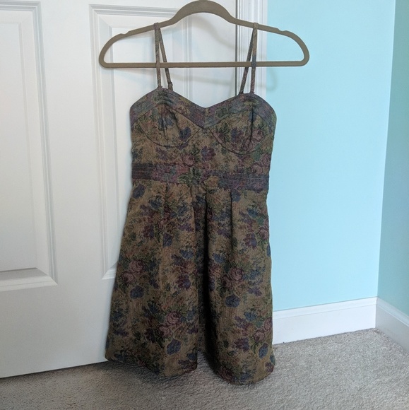 Free People Dresses & Skirts - Free People Brocade Tapestry Floral Dress